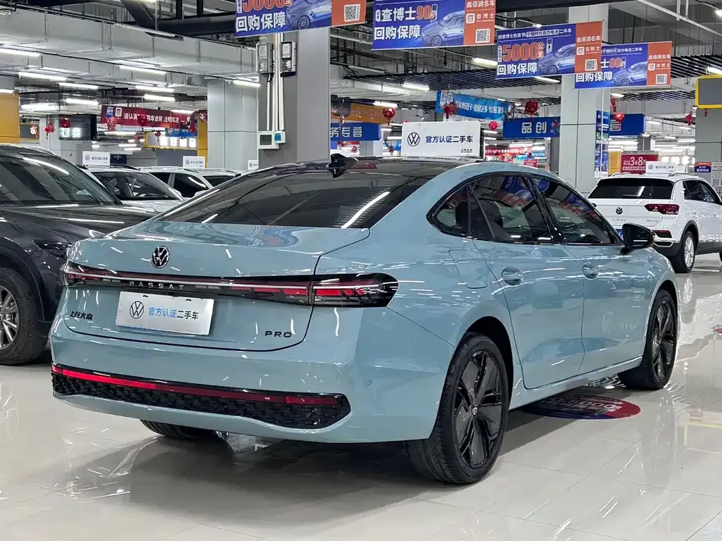 Volkswagen Passat — фото 4