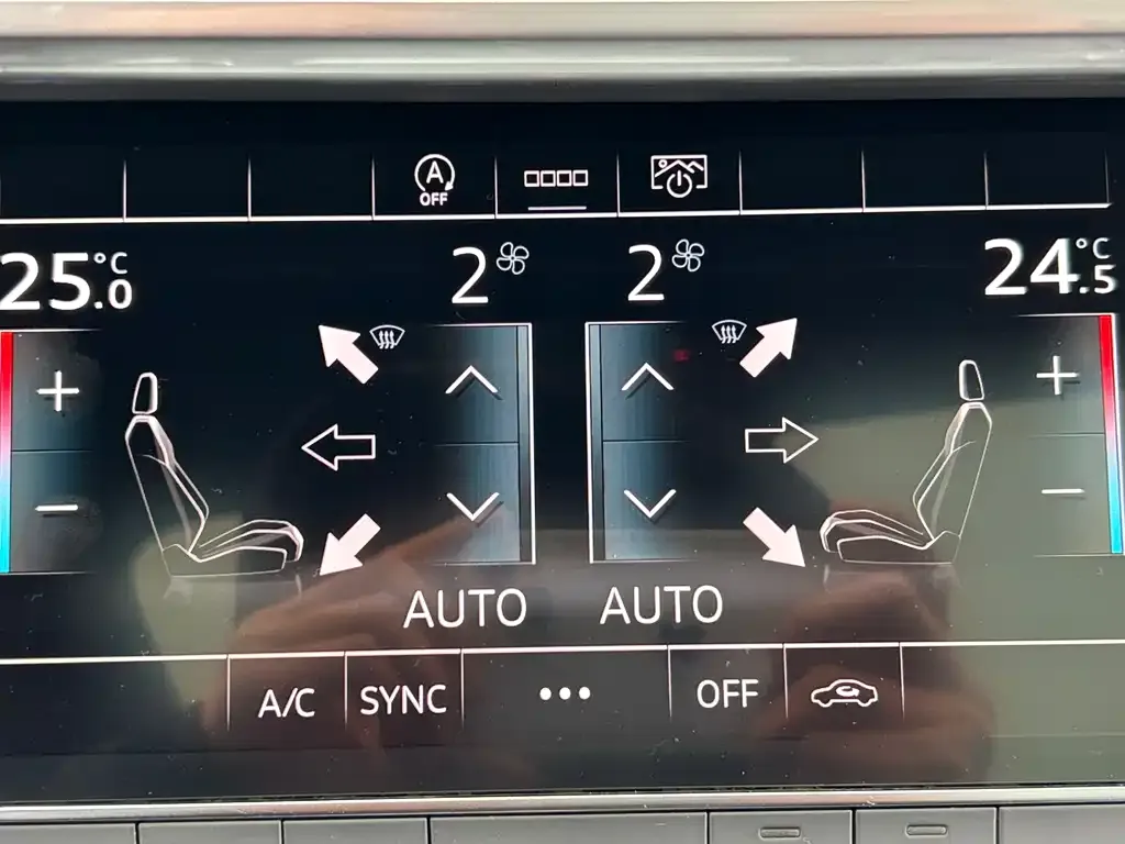 Audi A6L 2021 из CN, фото 4