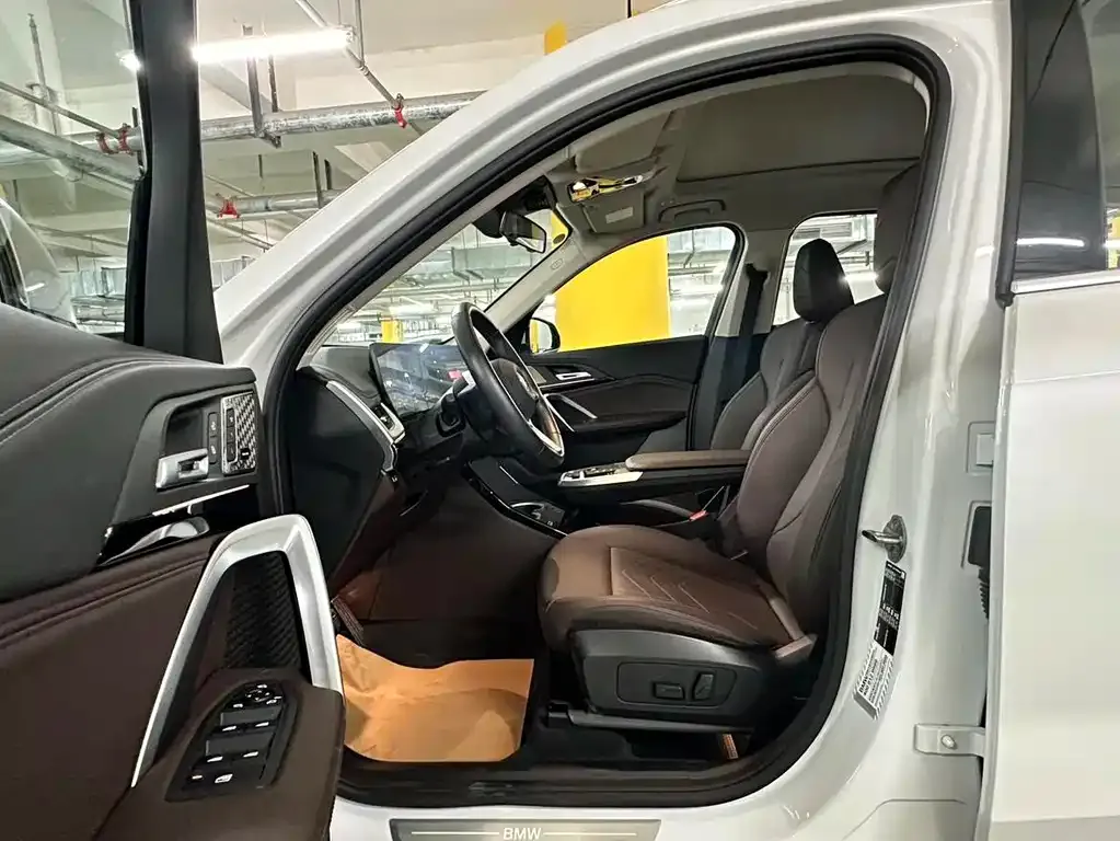 BMW X1 2024 из CN, фото 5