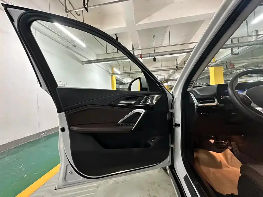 BMW X1 2024 из CN, фото 6