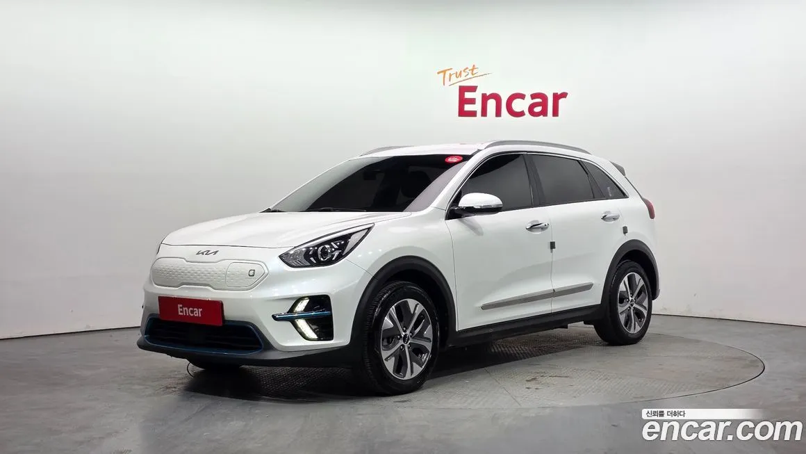 Kia Niro — фото 1