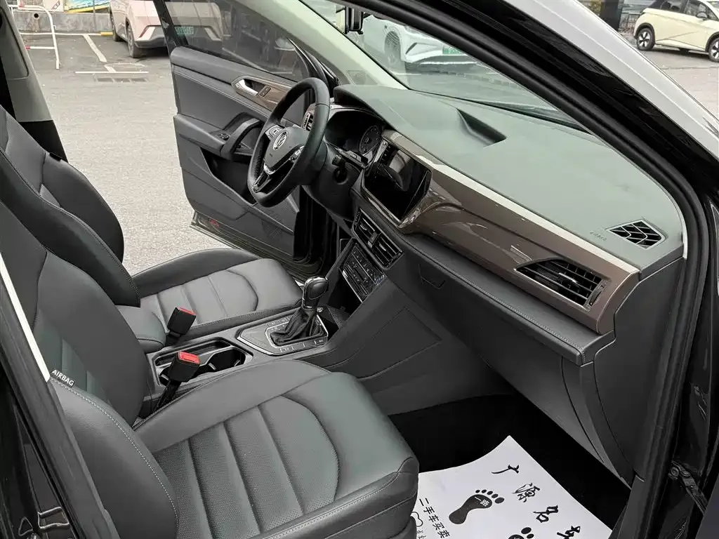 Volkswagen Tharu 2021 из CN, фото 9