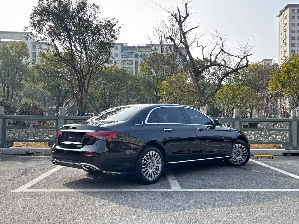 Mercedes-Benz E-Class 2023 из CN, фото 9