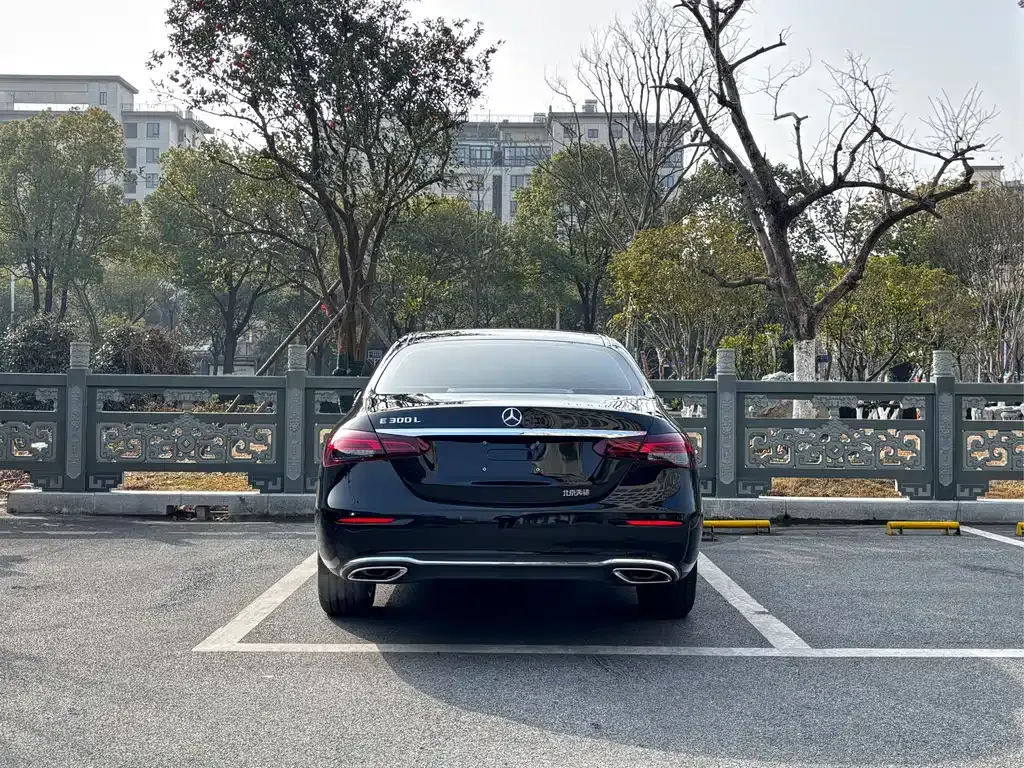 Mercedes-Benz E-Class 2023 из CN, фото 10