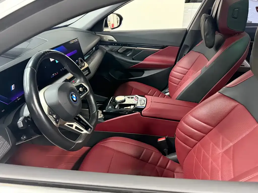 BMW i5 — фото 2