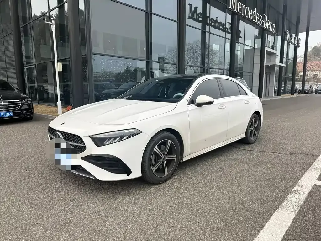 Mercedes-Benz A-Class — фото 1