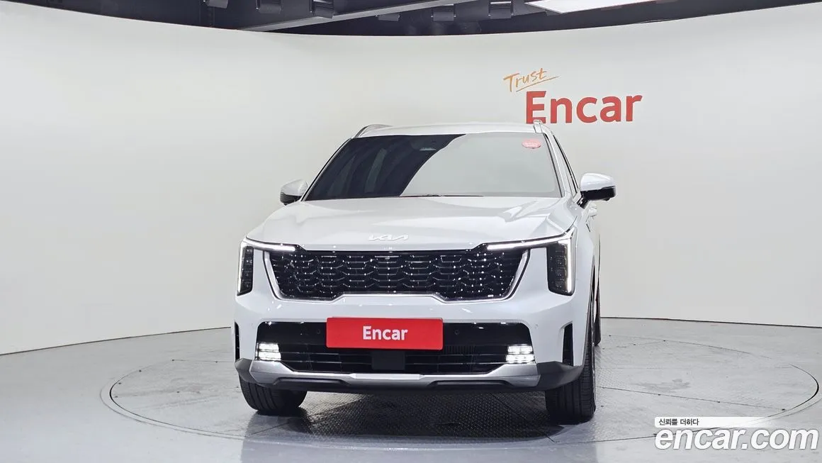 Kia Sorento — фото 3
