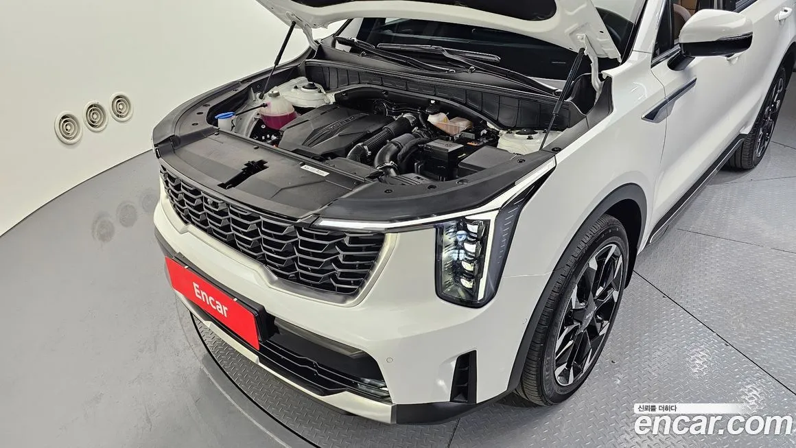 Kia Sorento — фото 9