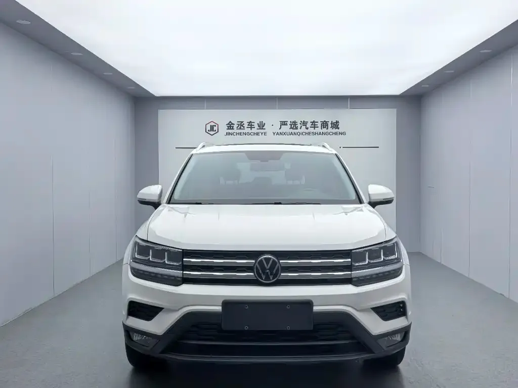 Volkswagen Tharu — фото 8