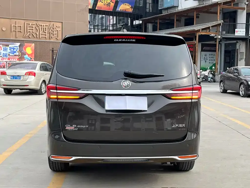 Buick GL8 2021 из CN, фото 6