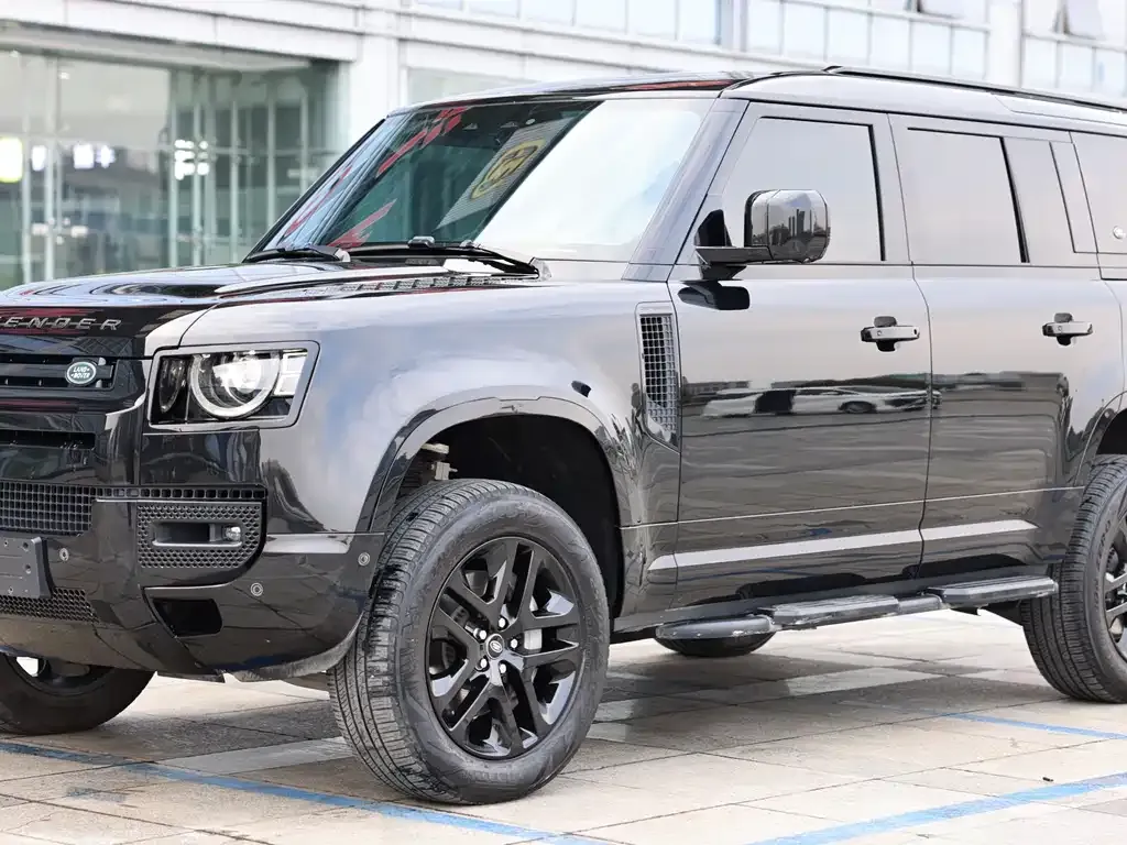 Land Rover Defender 2023 из CN, фото 1