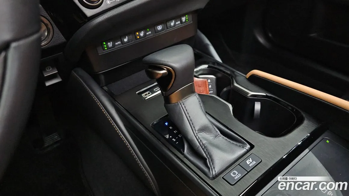 Lexus ES 2025 из KR, фото 5