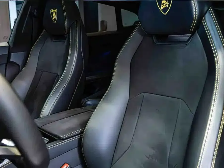 Lamborghini Urus 2022 из CN, фото 4