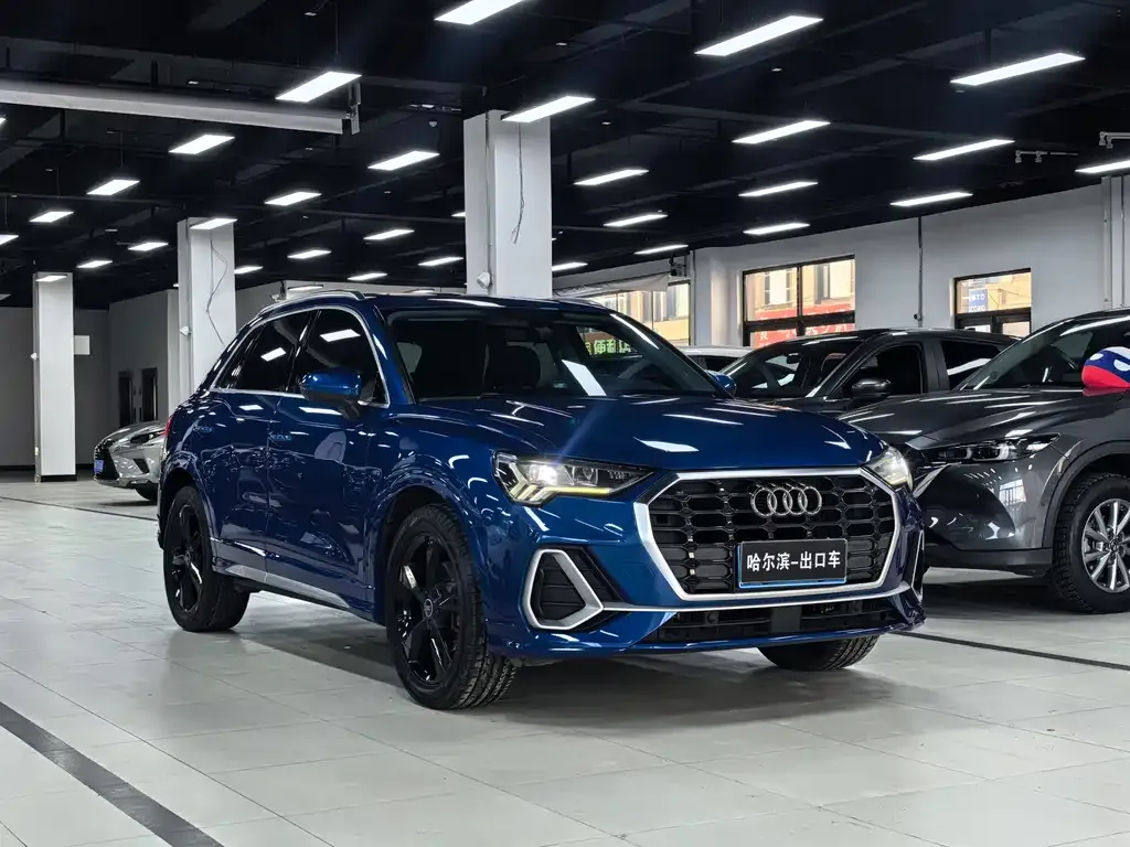 Audi Q3 — фото 7