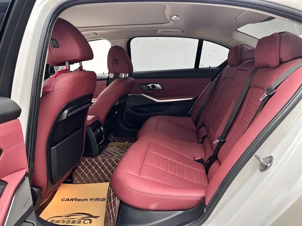 BMW 3 Series 2021 из CN, фото 8