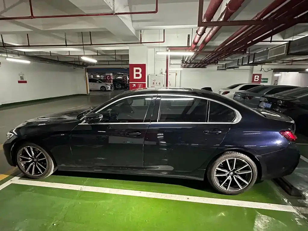 BMW 3 Series 2022 из CN, фото 5