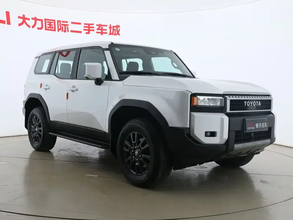 Toyota Prado 2024 из CN, фото 2
