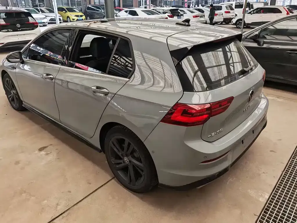 Volkswagen Golf 2021 из CN, фото 10