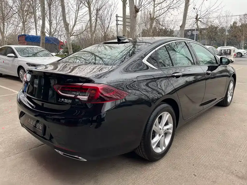 Buick Regal — фото 10