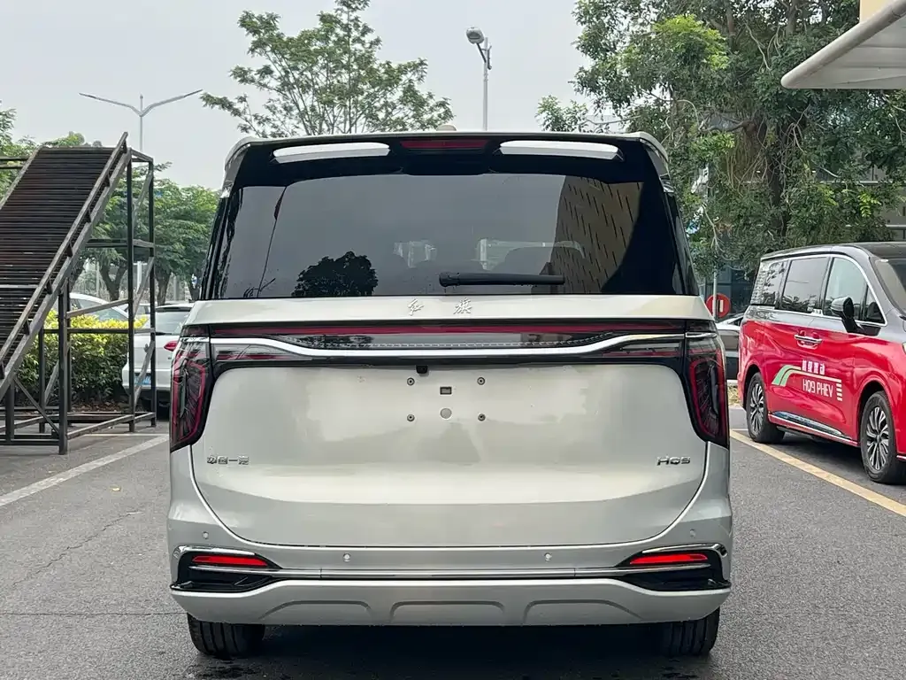 Hongqi HQ9 2023 из CN, фото 3