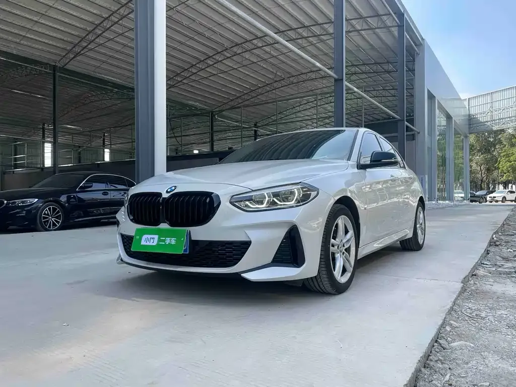 BMW 1 Series — фото 1