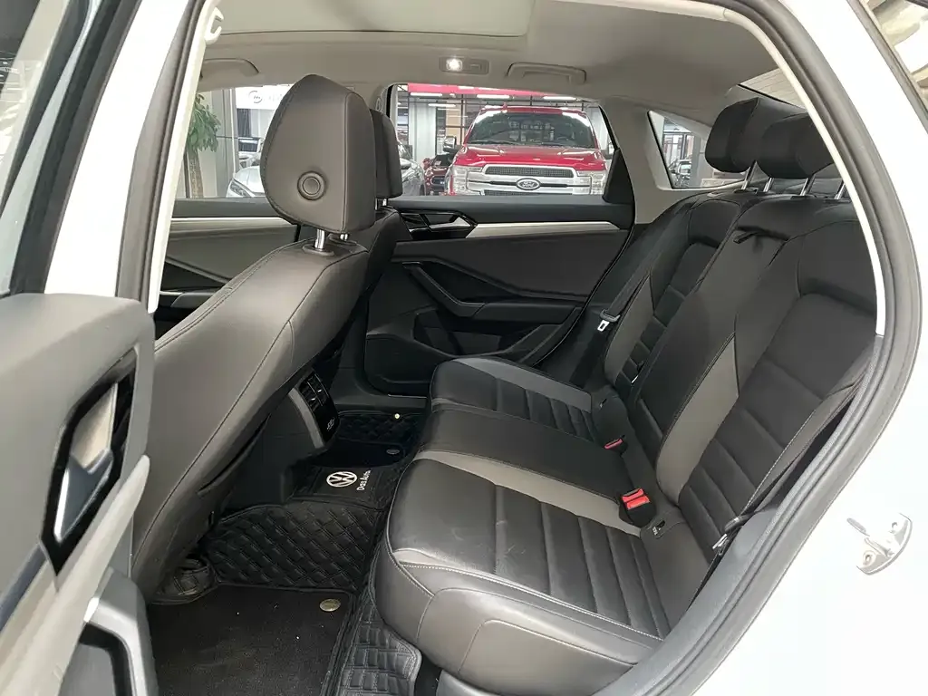 Volkswagen Sagitar 2022 из CN, фото 3