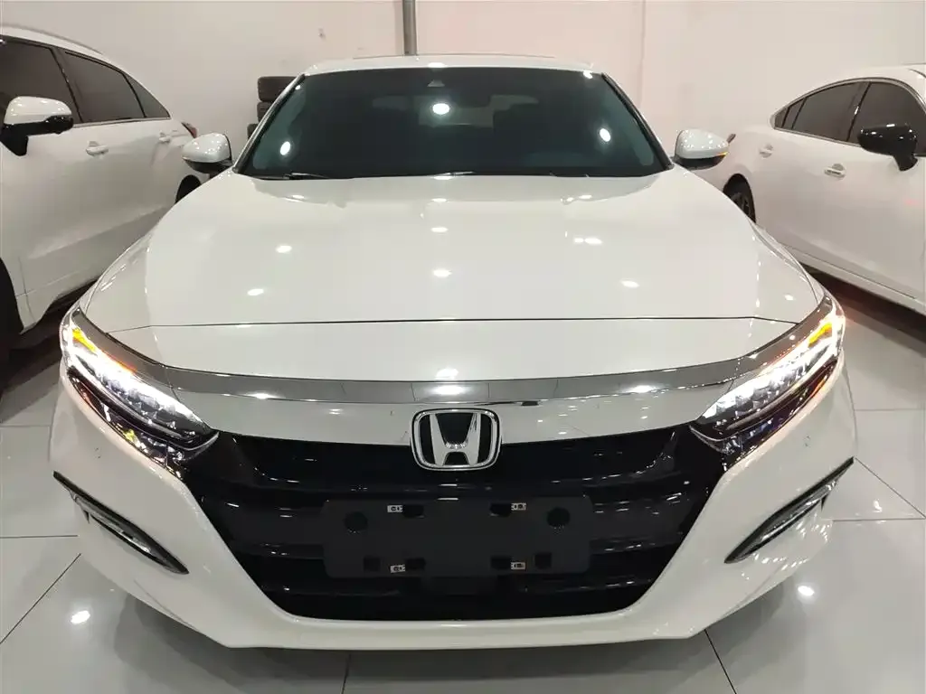 Honda Accord — фото 2