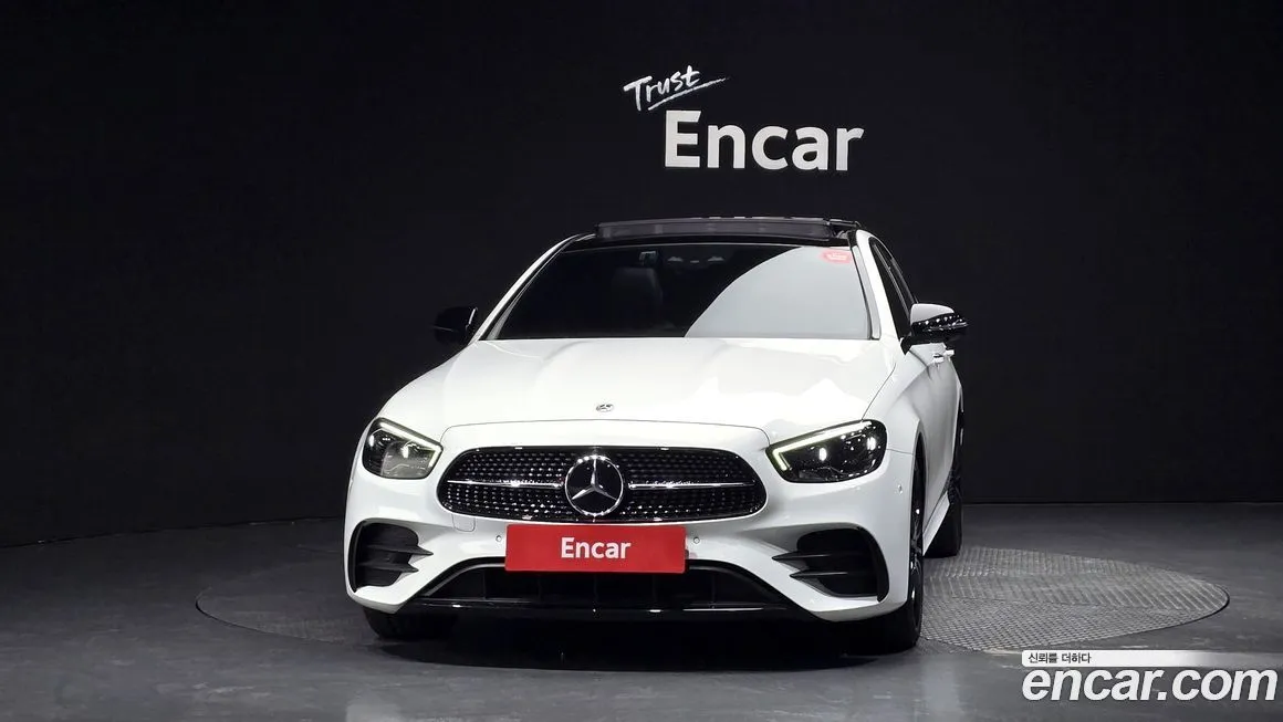 Mercedes-Benz E-Class — фото 6