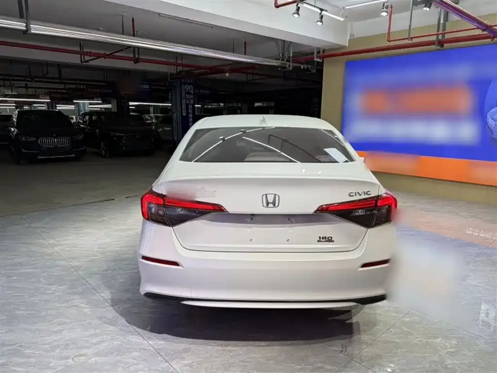 Honda Civic — фото 8