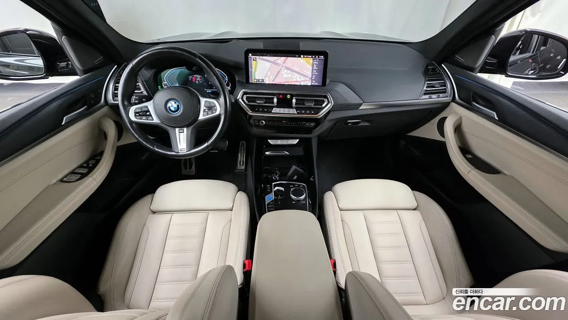 BMW iX3 — фото 10