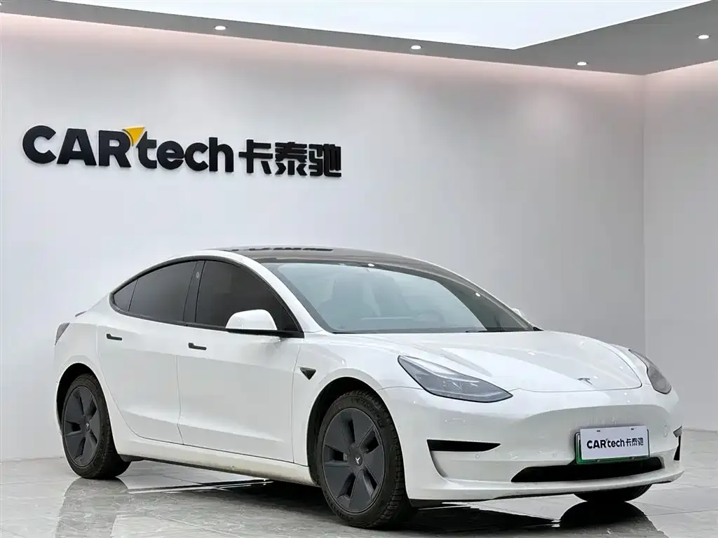 Tesla Model 3 — фото 2
