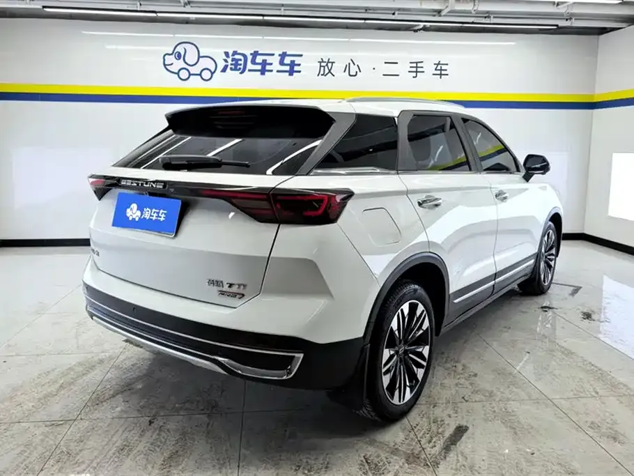 Bestune T77 2024 из CN, фото 5