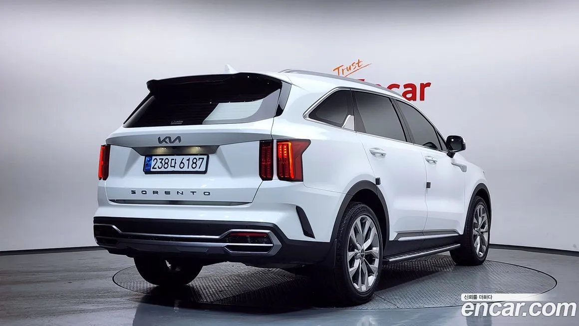 Kia Sorento — фото 4