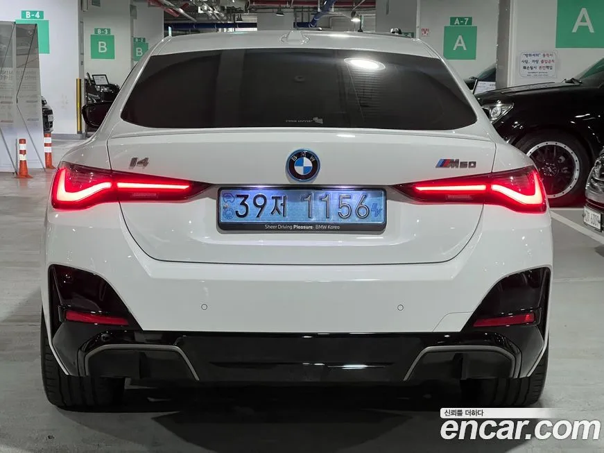 BMW i4 2024 из KR, фото 2