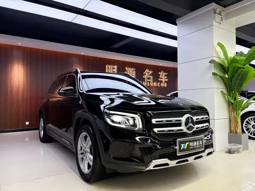 Mercedes-Benz GLB — фото 7