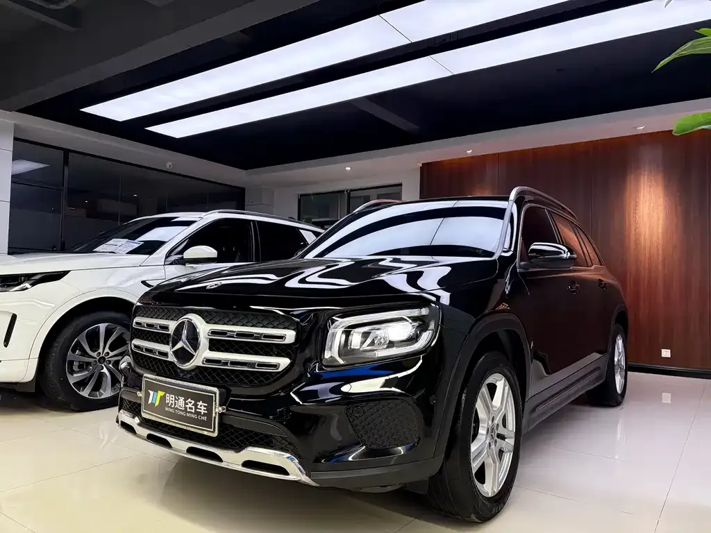 Mercedes-Benz GLB — фото 5