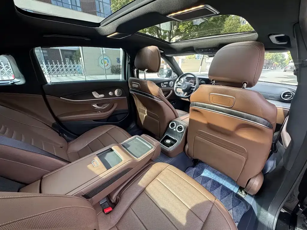 Mercedes-Benz E-Class 2021 из CN, фото 3