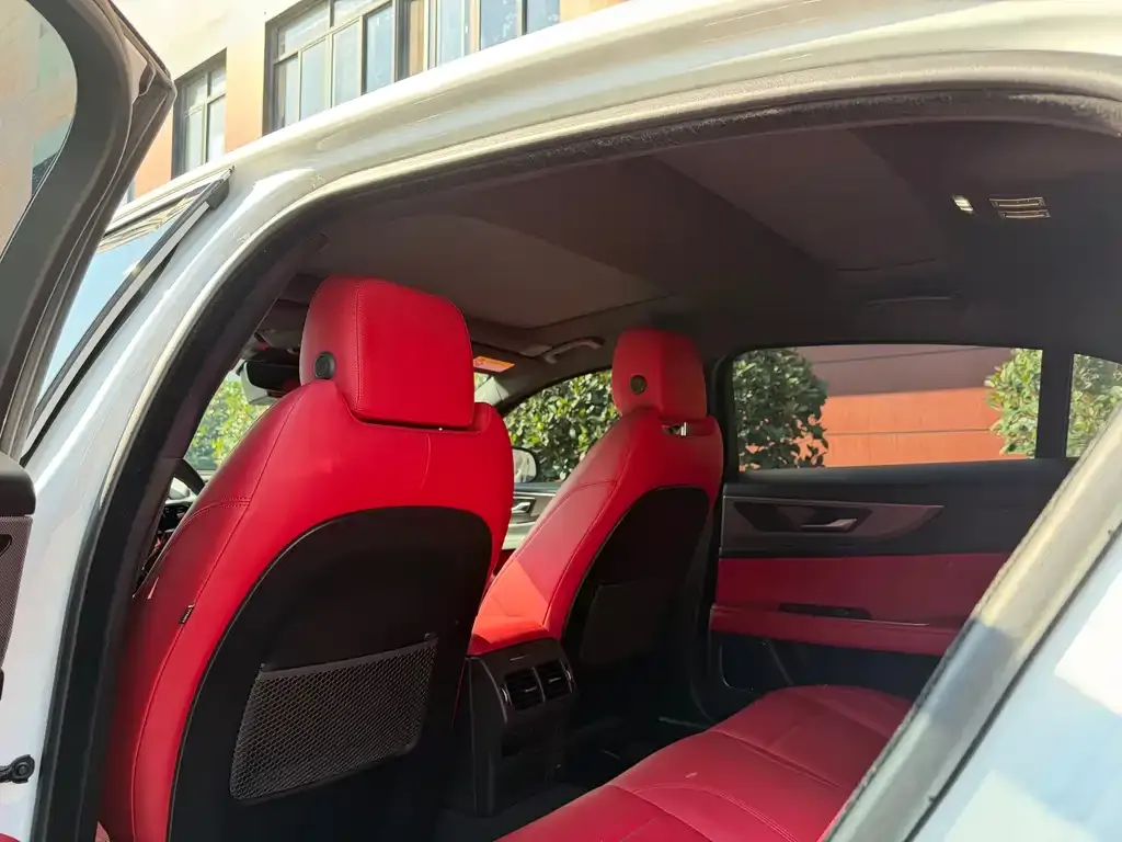 Jaguar XEL 2023 из CN, фото 8