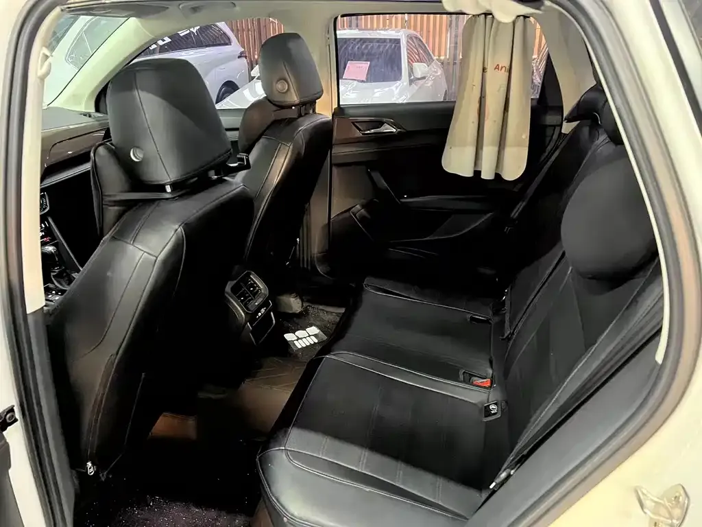 Volkswagen Tharu 2022 из CN, фото 8