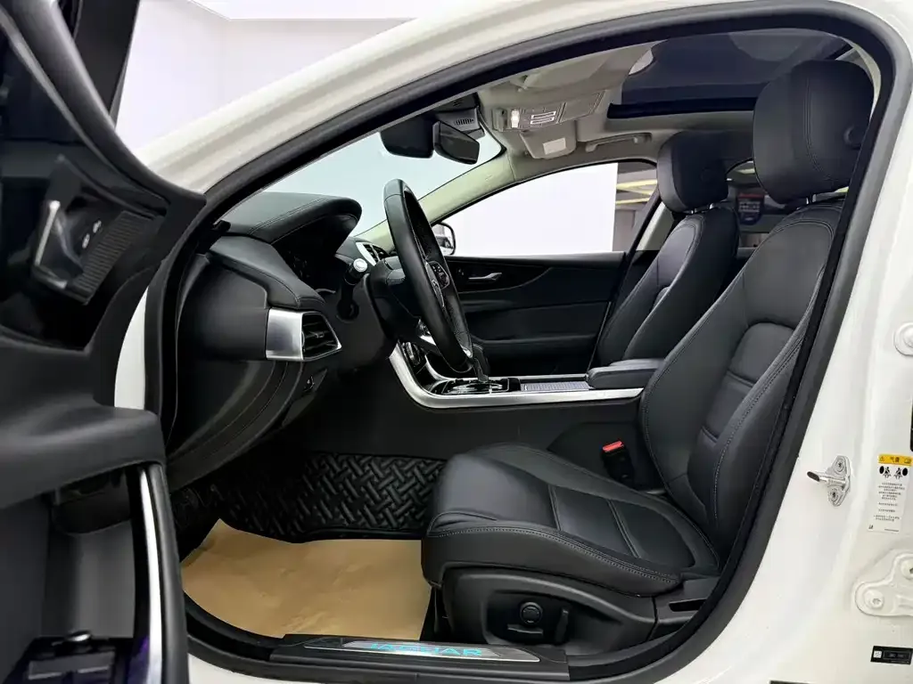 Jaguar XEL 2021 из CN, фото 9