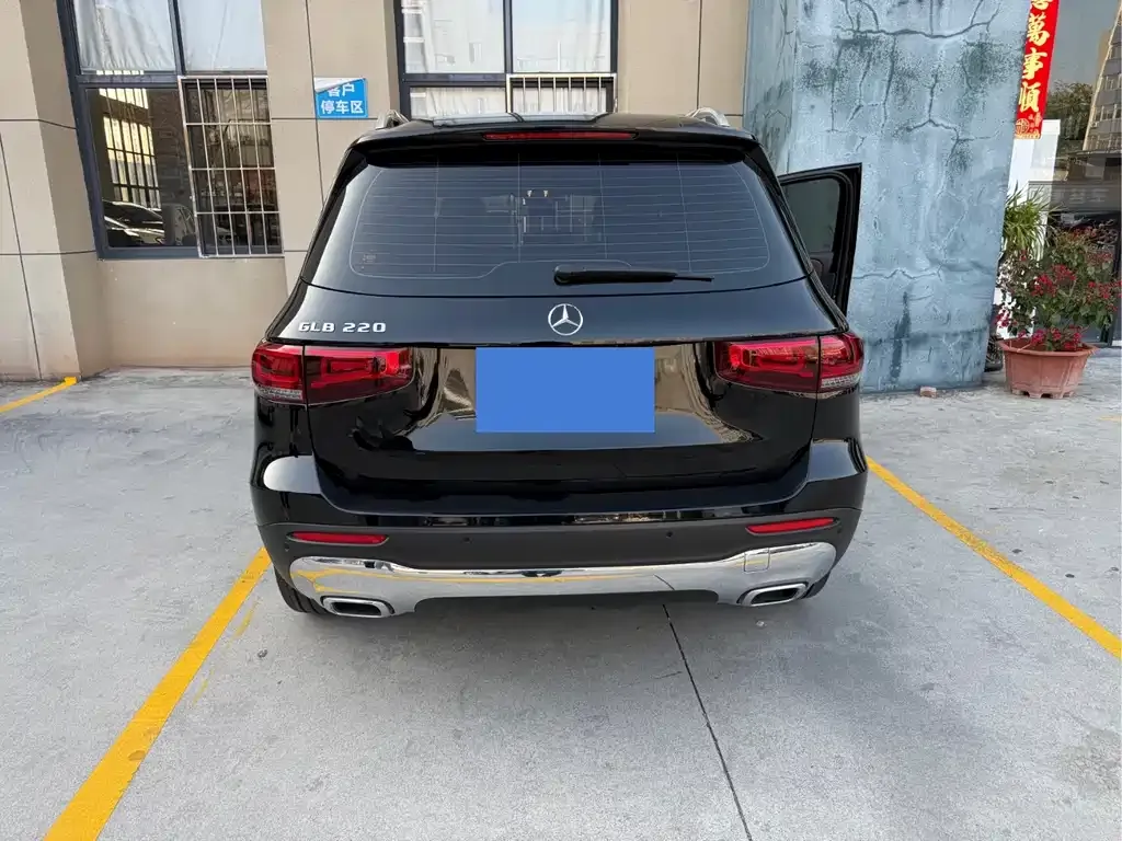 Mercedes-Benz GLB 2023 из CN, фото 3