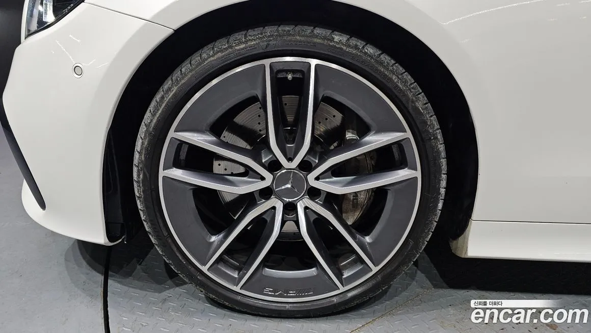 Mercedes-Benz E-Class 2021 из KR, фото 3