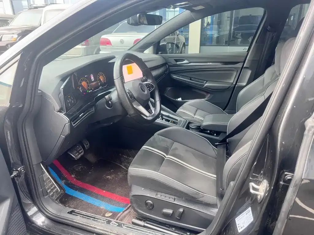 Volkswagen Golf 2021 из CN, фото 6