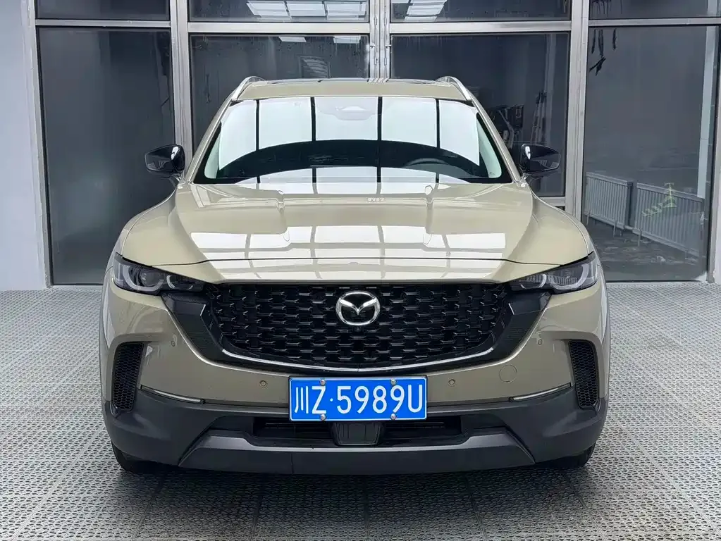 Mazda CX-50 2023 из CN, фото 2