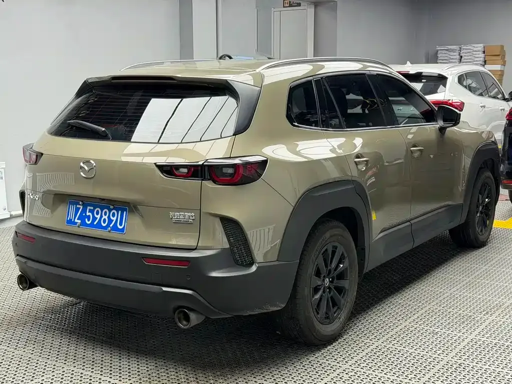 Mazda CX-50 2023 из CN, фото 9
