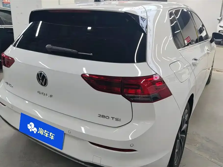 Volkswagen Golf 2022 из CN, фото 7