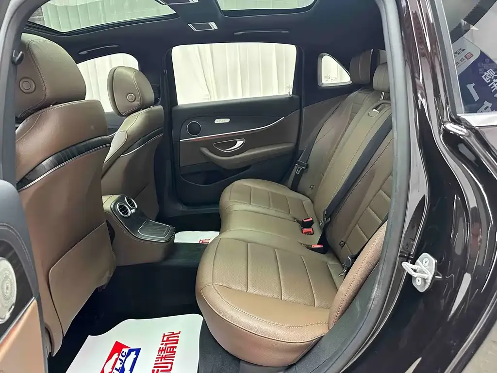 Mercedes-Benz E-Class 2021 из CN, фото 9