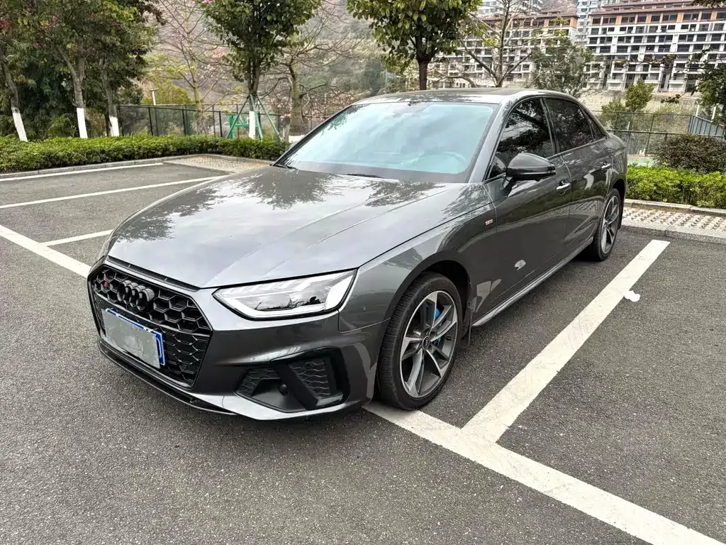 Audi A4L 2022 из CN, фото 1