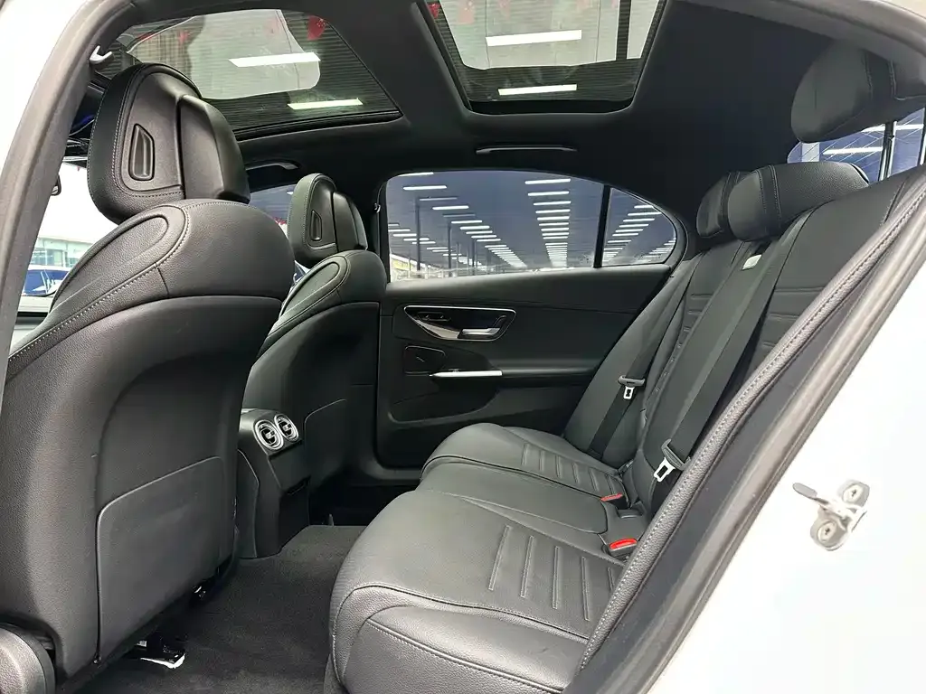 Mercedes-Benz C-Class 2024 из CN, фото 6