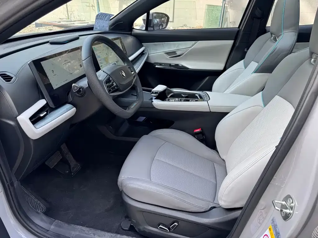 Changan UNI-T 2024 из CN, фото 9